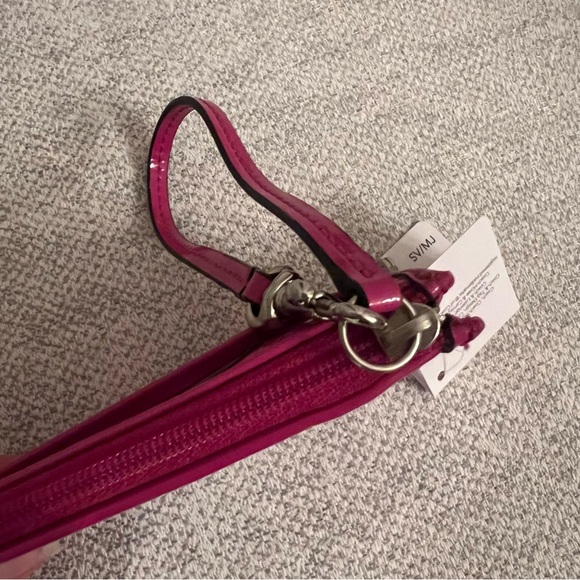 Coach SV/Magenta CC Wristlet Pink F48716 - Picture 4 of 14